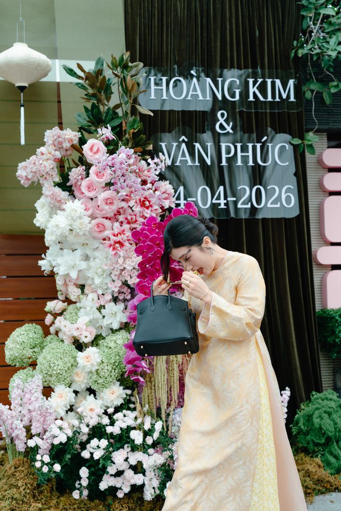 Vietnamese wedding ceremony and traditions, documentary wedding photography by Nupakachi