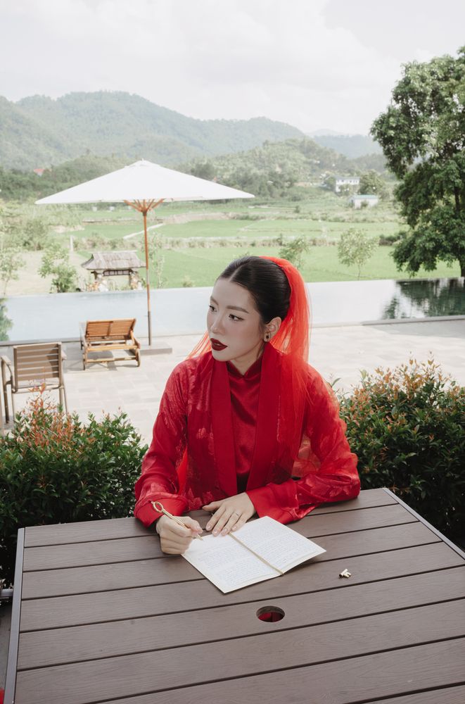Vietnamese wedding ceremony and traditions, documentary wedding photography by Nupakachi