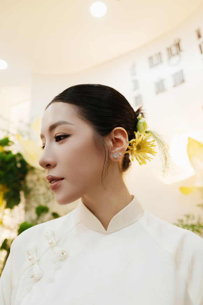 Vietnamese wedding ceremony and traditions, documentary wedding photography by Nupakachi