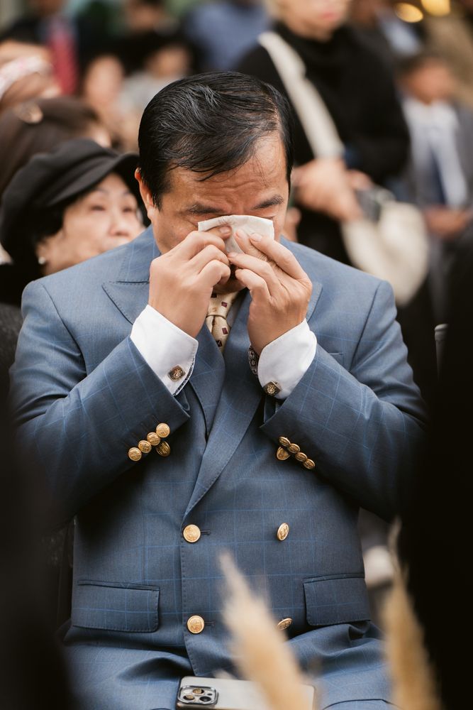 Vietnamese wedding ceremony and traditions, documentary wedding photography by Nupakachi