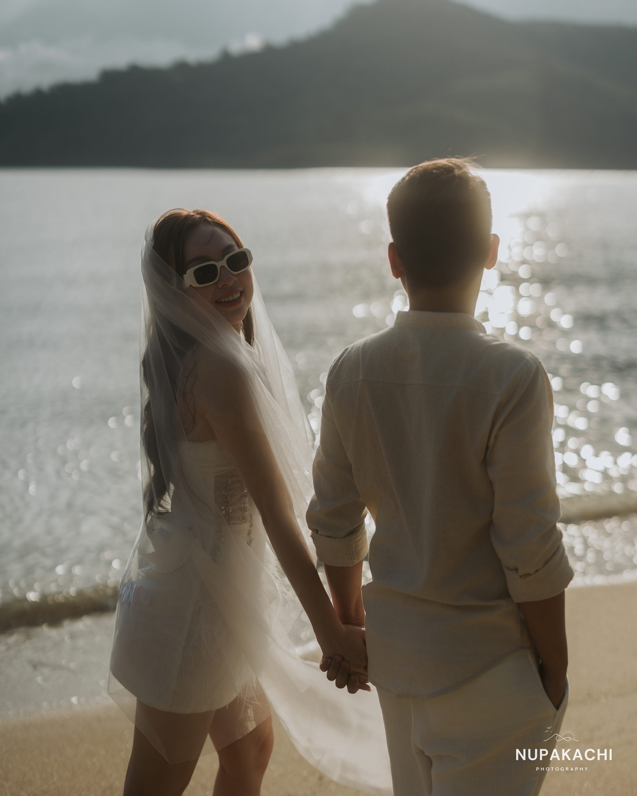 Dạo bước trên cát với voan cô dâu, prewedding Nha Trang