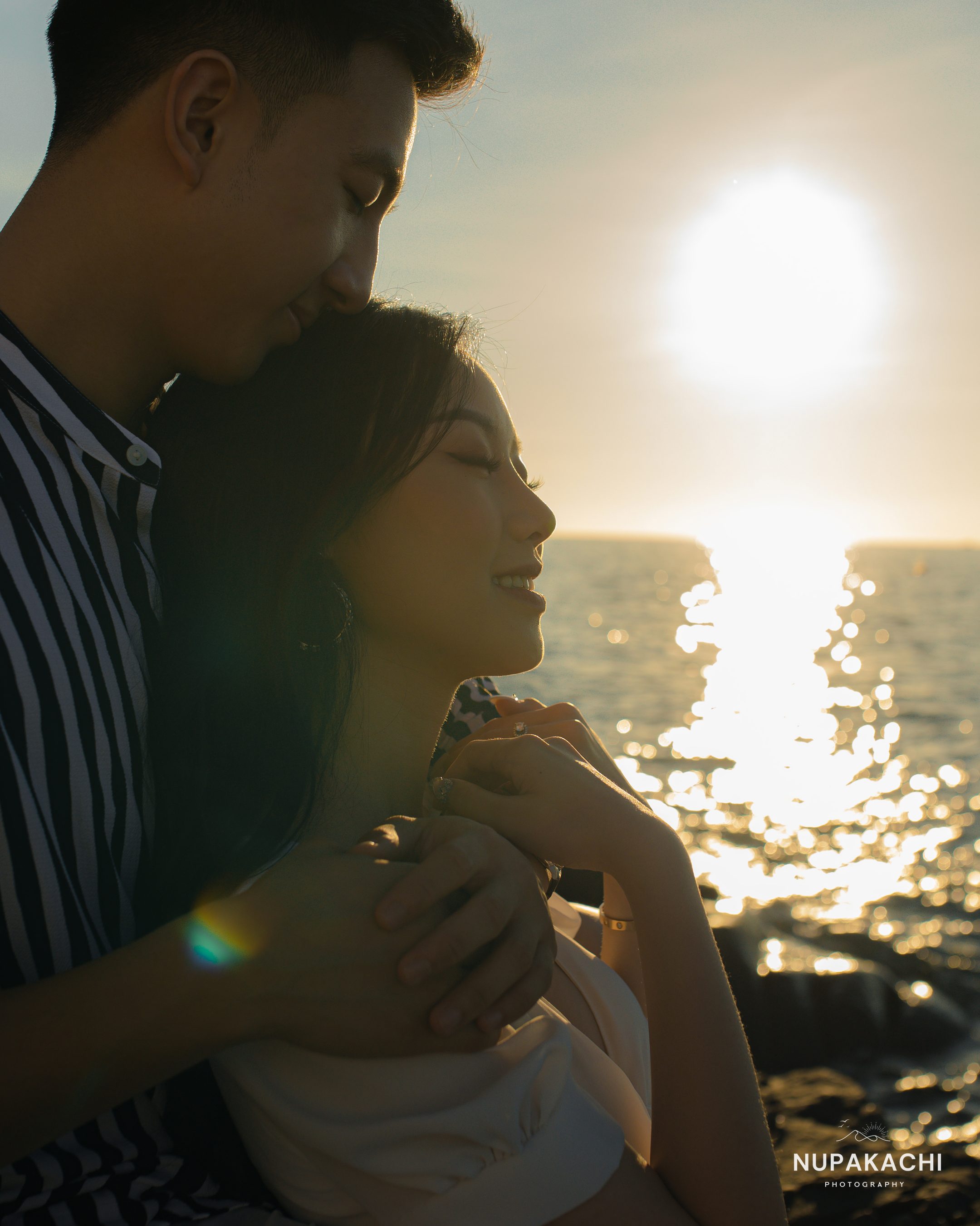Nụ hôn lên trán trong ánh chiều, prewedding Vĩnh Hy