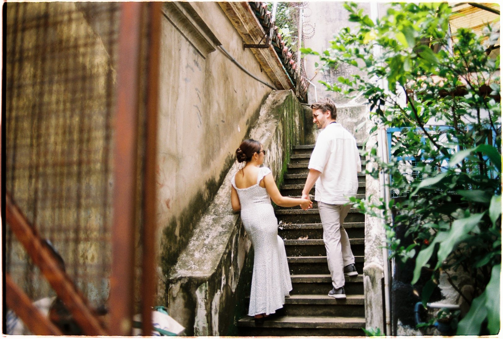 The mossy stairs behind an old shophouse