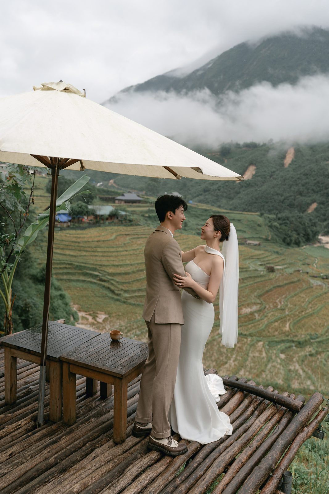 Above the rice terraces in Sapa, with a couple from Korea