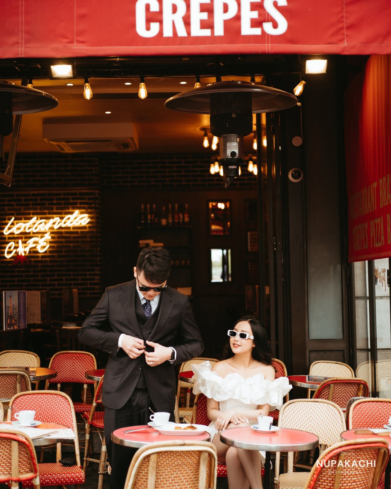Parisian crepes cafe moment, lifestyle pre-wedding in Paris