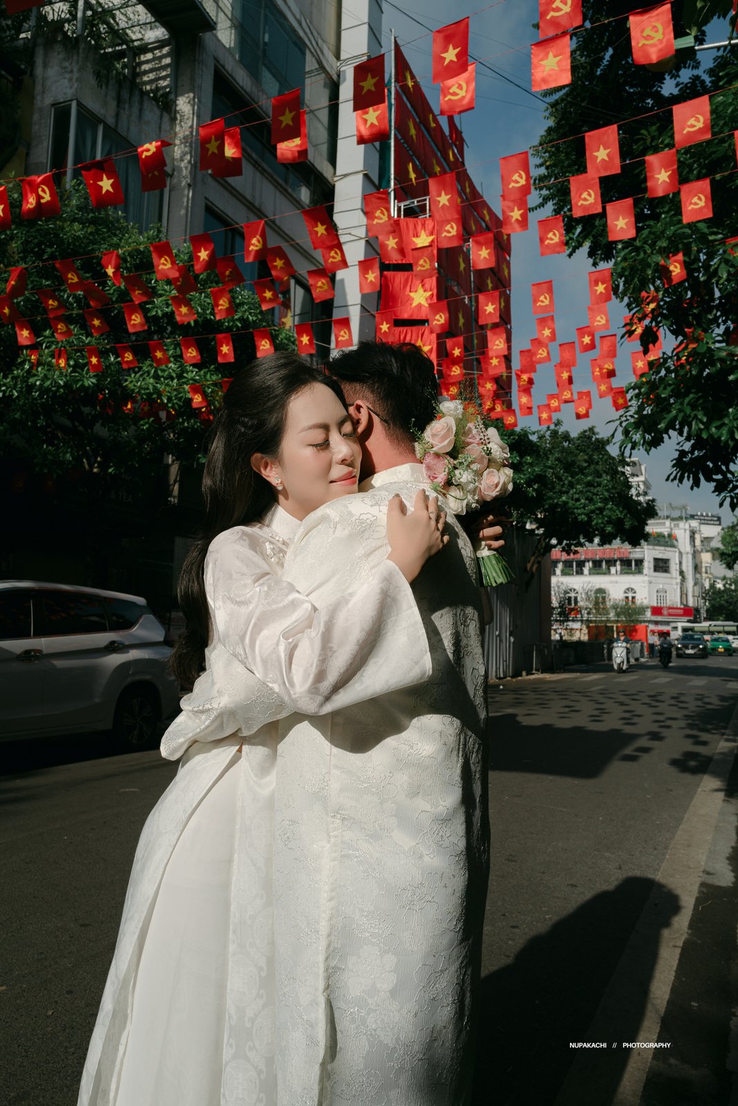 Ảnh cưới Hà Nội mùa thu